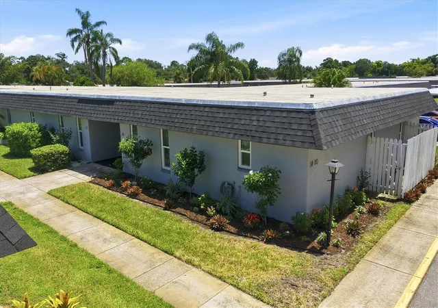 1st image of 4160 Fruitville Rd #14, Sarasota, FL 34232 | MLS# A4703160