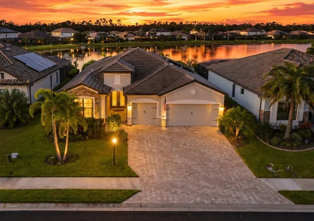 2nd image of 6538 Rosehill Farm Run, Bradenton, FL 34211 | MLS# A4703165