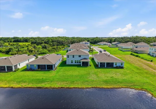 3rd image of 16018 6Th Ave E, Bradenton, FL 34212 | MLS# A4703169