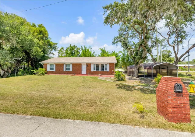 Photo 3 of Single family home for sale at 5680 Palm Ave, Port Orange, FL 32127 | MLS# NS1089018 | Listing updated on 2026-09-21