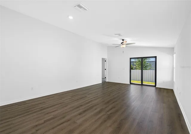 5th image of 13385 Canyon Swallow Rd, Weeki Wachee, FL 34614 | MLS# TB8539531