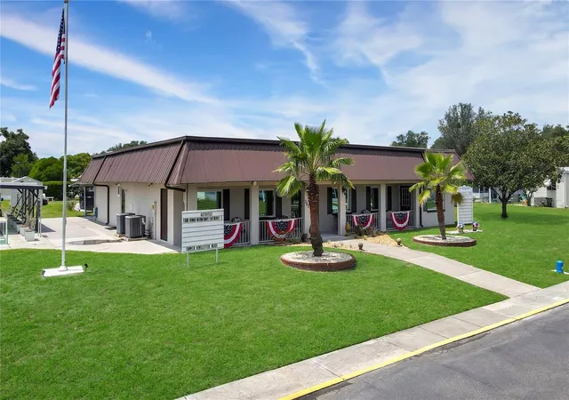 49th image of 38546 Stafford Dr, Zephyrhills, FL 33540 | MLS# TB8539537