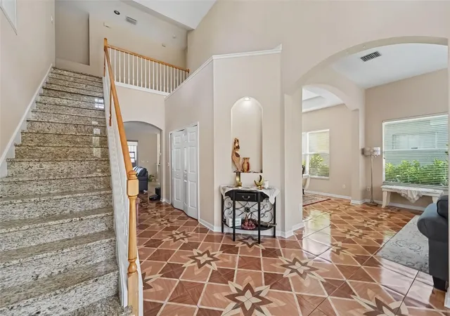 5th image of 10409 Canary Isle Dr, Tampa, FL 33647 | MLS# TB8539539