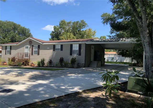 Photo 2 of Sale Pending at 10406 Brussels Dr, Riverview, FL 33578 | MLS# TB8539548 | Listing updated on 2026-08-25