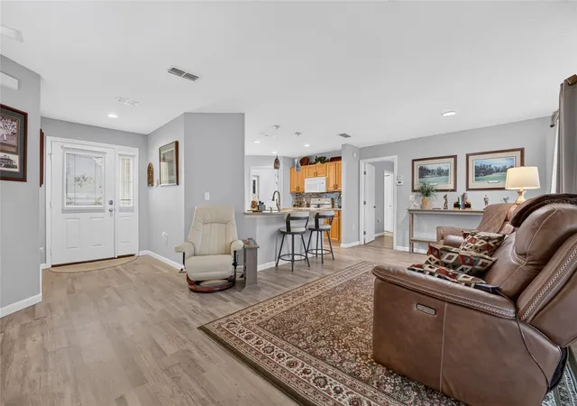 3rd image of 8141 Sw 80Th Ter, Ocala, FL 34476 | MLS# OM730544