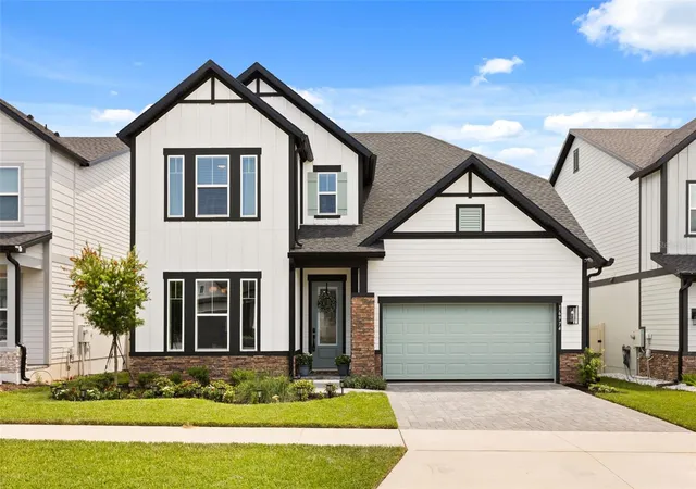 Photo 1 of Single family home for sale at 16974 Cedar Valley Cir, Clermont, FL 34711 | MLS# O6434156 | Listing updated on 2026-09-02