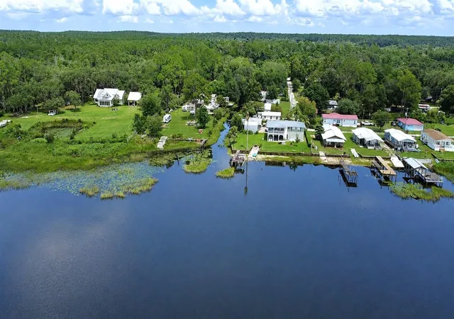 19th image of 23824 Ne 188th Pl, Fort Mc Coy, FL 32134 | MLS# OM730546