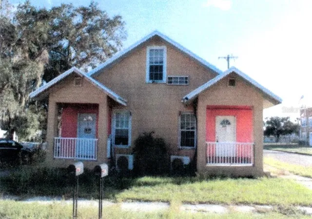 Photo 1 of Single family home for sale at 225 W Effie St, Arcadia, FL 34266 | MLS# D6148443 | Listing updated on 2026-08-18