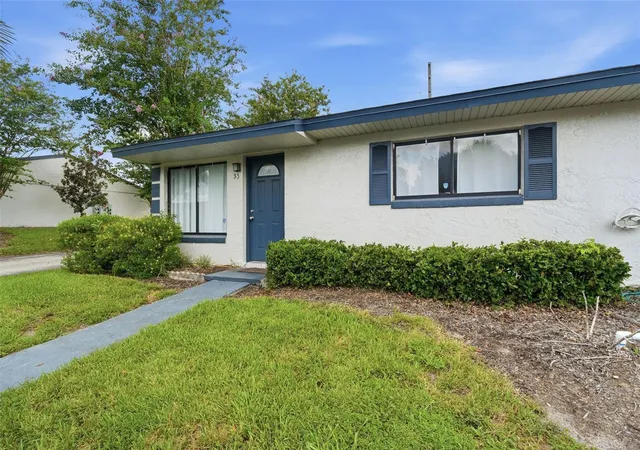 3rd image of 605 Northlake Blvd, Altamonte Springs, FL 32701