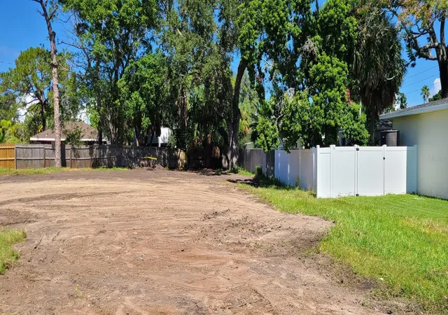 Photo 2 of Land for sale at 4543 Indianapolis St Ne, Saint Petersburg, FL 33703 | MLS# TB8539577 | Listing updated on 2026-08-26