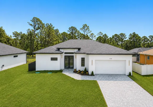 1st image of 1310 S Wapello St, North Port, FL 34286 | MLS# A4703187