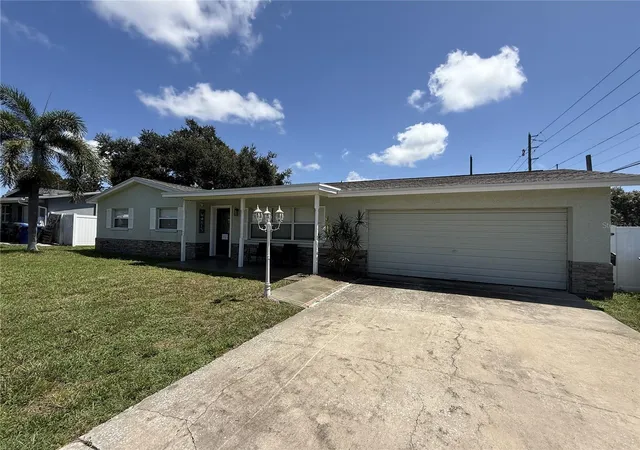 2nd image of 2398 Nolan Dr, Largo, FL 33770 | MLS# TB8539583