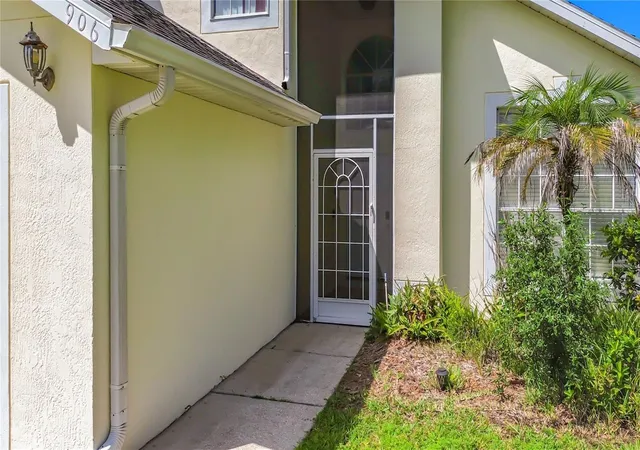 2nd image of 906 Montana Ave, Davenport, FL 33897 | MLS# O6434187