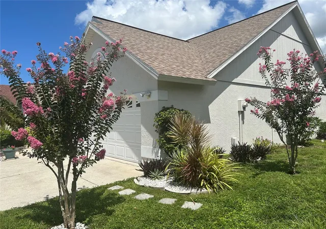 Photo 4 of Sale Pending at 4007 78th Place E, Sarasota, FL 34243 | MLS# A4703194 | Listing updated on 2026-09-07