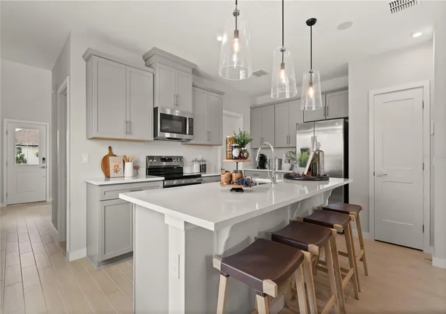 5th image of 1964 Diamond Head Cir, Haines City, FL 33844 | MLS# O6434199