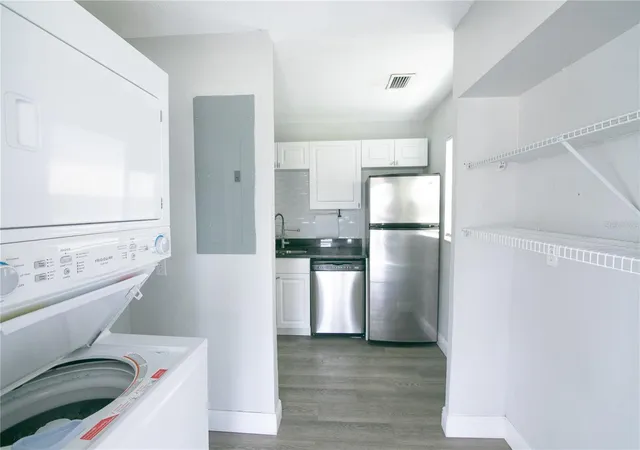 4th image of 1831 Aaron Ave, Orlando, FL 32811 | MLS# S5155772