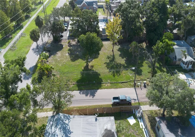 4th image of 5020 Tangerine Ave S, Gulfport, FL 33707 | MLS# TB8539615