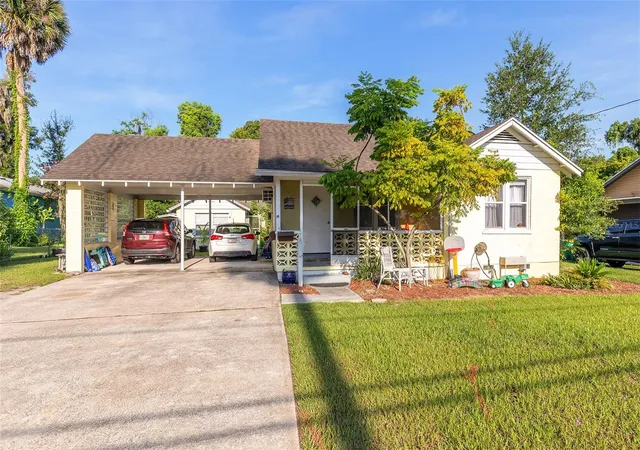 1st image of 220 N Adelle Ave, Deland, FL 32720 | MLS# O6434214