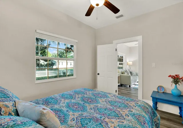 4th image of 1945 Overbrook Ave, Clearwater, FL 33755 | MLS# TB8539622