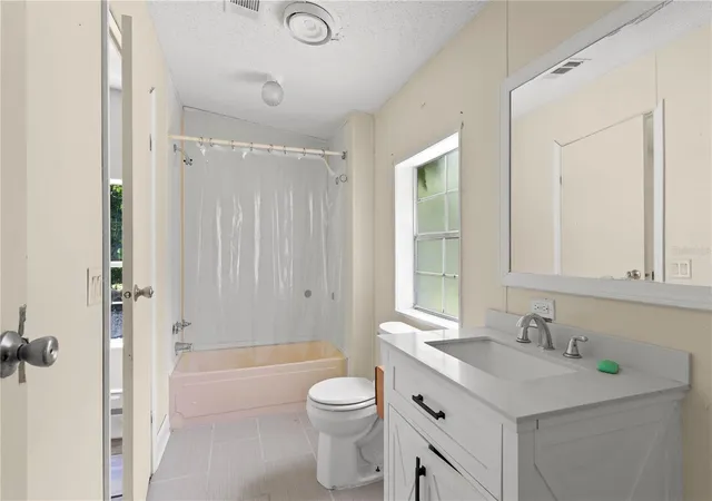 3rd image of 24027 Nw 183Rd Ave, High Springs, FL 32643 | MLS# A4703211