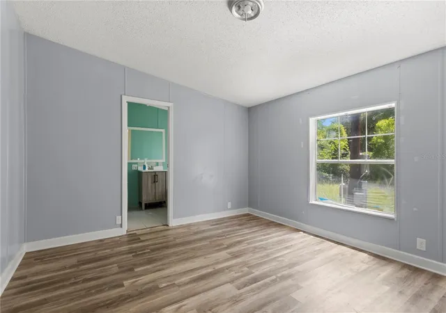 5th image of 24027 Nw 183Rd Ave, High Springs, FL 32643 | MLS# A4703211