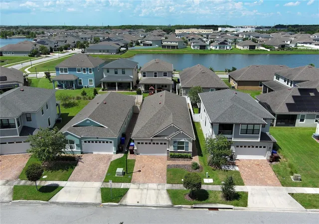 2nd image of 2480 Varenna Loop, Kissimmee, FL 34741 | MLS# S5155777