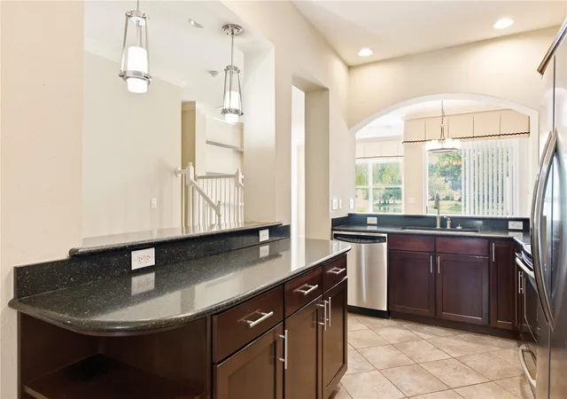 5th image of 14082 Waterville Cir, Tampa, FL 33626 | MLS# TB8539639