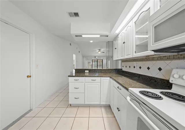 Photo 5 of Single family home for sale at 743 Dromedary Dr, Kissimmee, FL 34759 | MLS# S5155779 | Listing updated on 2026-08-25