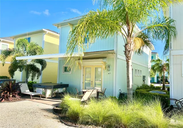 Photo 3 of Single family home for sale at 8036 Surf St, Kissimmee, FL 34747 | MLS# O6434257 | Listing updated on 2026-08-18