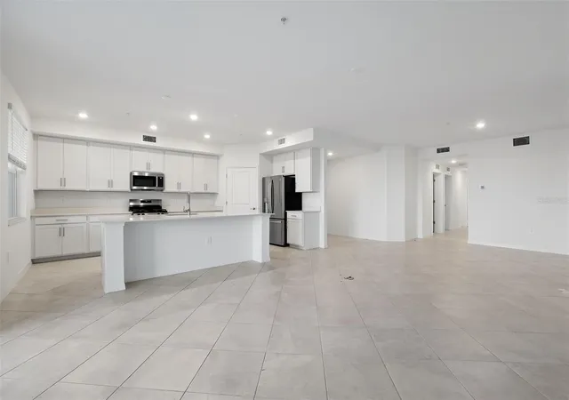 3rd image of 19238 Cherrystone Wy #101, Bradenton, FL 34211 | MLS# TB8539651