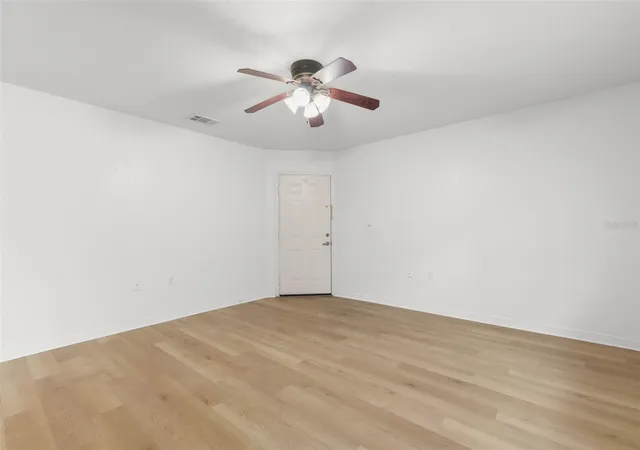 Listing Photo 5 - Condo for sale in building located at 4600 E Moody Blvd, Bunnell, FL 32110 - Unit #7H