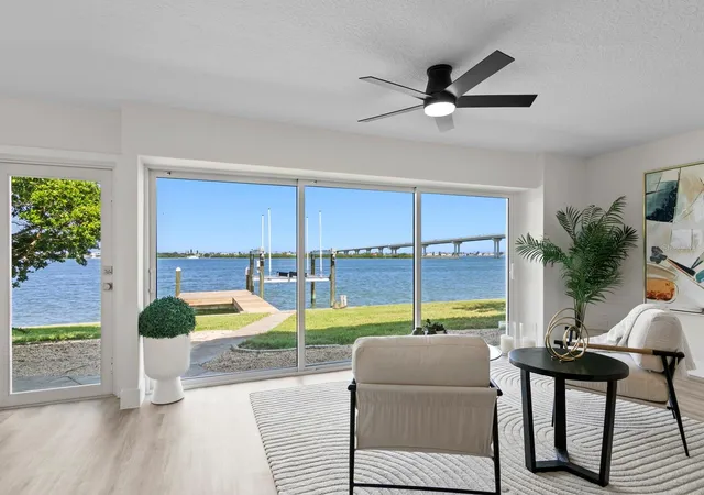 5th image of 202 Driftwood Ln, Largo, FL 33770 | MLS# TB8539658