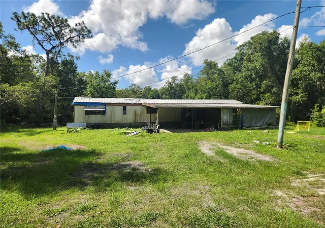 3rd image of 326 Creekwood Run, Lakeland, FL 33809 | MLS# L4964355