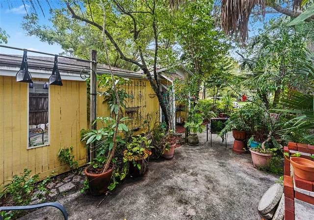 30th image of 3505 W Mcelroy Ave, Tampa, FL 33611 | MLS# TB8539670