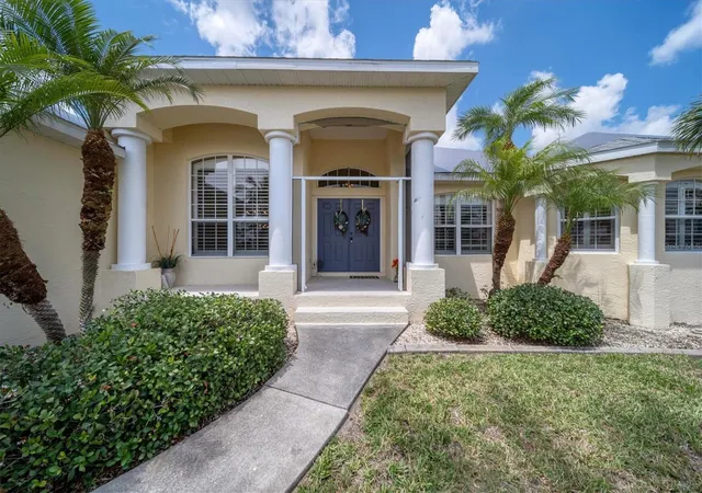 1st image of 36 Pine Valley Ct, Rotonda West, FL 33947 | MLS# D6148446