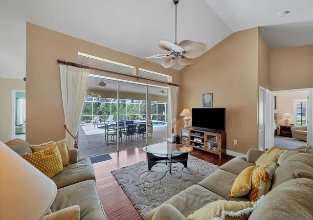 Photo 3 of Single family home for sale at 36 Pine Valley Ct, Rotonda West, FL 33947 | MLS# D6148446 | Listing updated on 2026-08-19