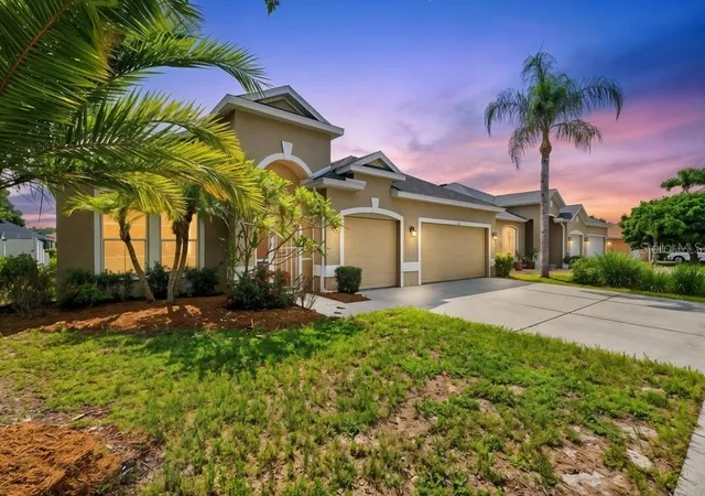 2nd image of 1731 Old Summerwood Blvd, Sarasota, FL 34232 | MLS# A4703236