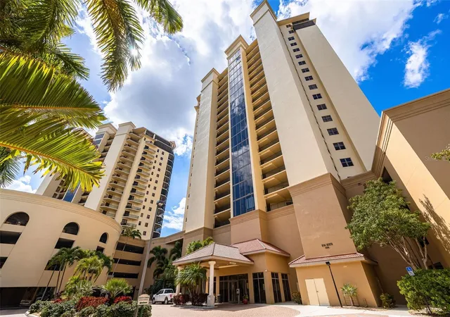 Photo 4 of Condo for sale at 14300 Riva Del Lago Dr #2104, Fort Myers, FL 33907 | MLS# C7529687 | Listing updated on 2026-08-26