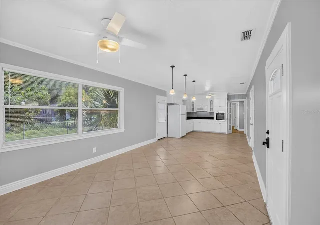 5th image of 201 Se 31St Ave, Ocala, FL 34471 | MLS# OM730579