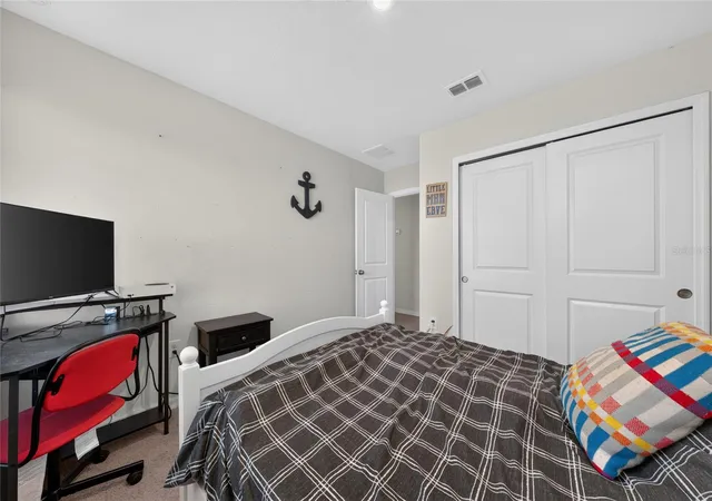Photo 5 of Single family home for sale at 370 Quarry Rock Cir, Kissimmee, FL 34758 | MLS# S5155791 | Listing updated on 2026-08-21