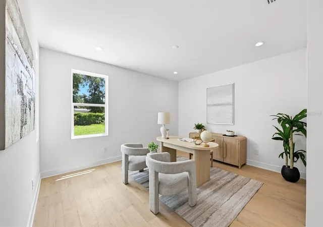 4th image of 310 W Columbus Dr #4, Tampa, FL 33602 | MLS# TB8539712