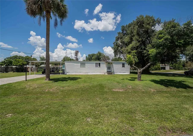 2nd image of 5939 Silver Fox Dr, Winter Haven, FL 33884 | MLS# TB8539723