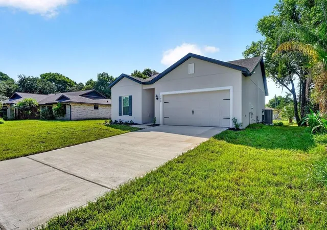 Photo 2 of Single family home for sale at 1669 Montague St, Deltona, FL 32725 | MLS# V4950783 | Listing updated on 2026-09-24