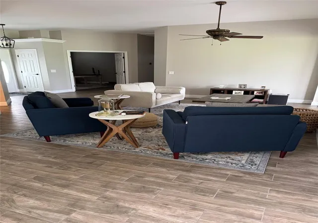 Photo 4 of Single family home for sale at 6623 Bendelow Dr, Lakeland, FL 33810 | MLS# A4703250 | Listing updated on 2026-08-18