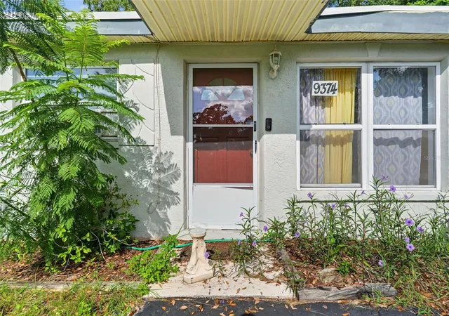 4th image of 9374 84Th St, Seminole, FL 33777 | MLS# TB8539735