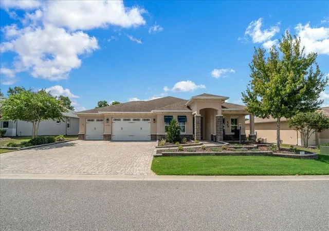 5th image of 10346 Sw 93Rd Pl, Ocala, FL 34481 | MLS# OM730592