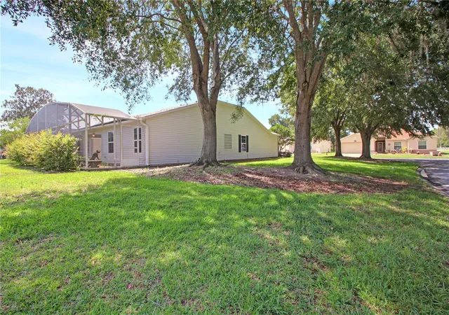 4th image of 1009 Forest Breeze Path, Leesburg, FL 34748 | MLS# TB8539740