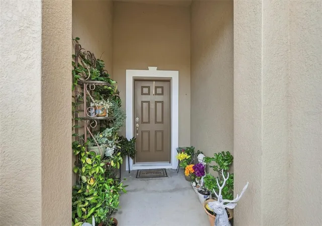 4th image of 803 Parker Den Dr, Ruskin, FL 33570 | MLS# TB8539741