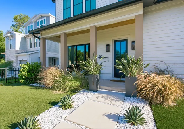 5th image of 501 W Warren Ave #2, Tampa, FL 33602 | MLS# TB8539750
