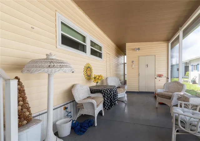 3rd image of 392 Cobia Wy, Oldsmar, FL 34677 | MLS# TB8539760